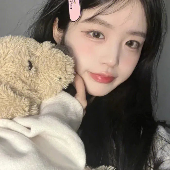 黄阿丽:小眼镜蛇
